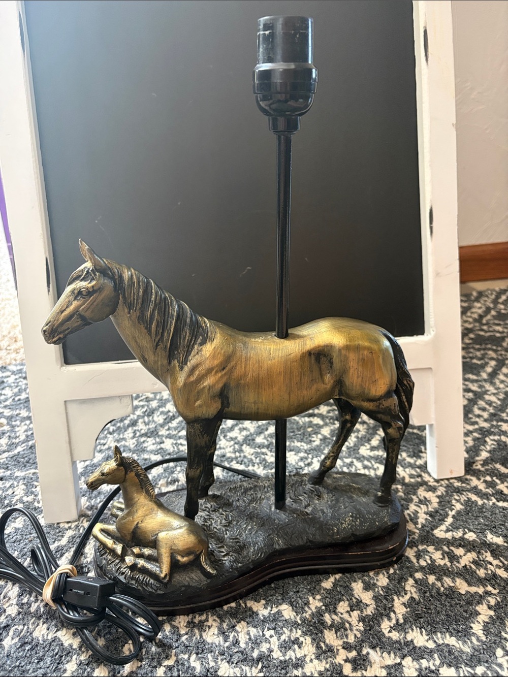 Horse and foal  table lamp unusual!!! Horse lovers!